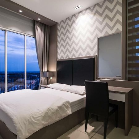 Jomstay Majestic Premier Suites Ipoh Town Esterno foto